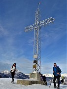 34 Sulle nevi del Linzone (1392 m) alla croce di vetta
